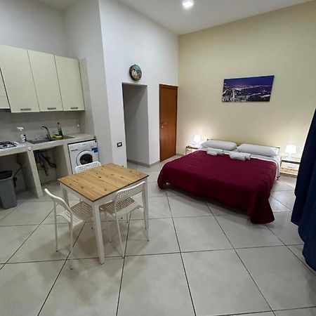 'O Vico Mio Guest House เนเปิลส์ ภายนอก รูปภาพ